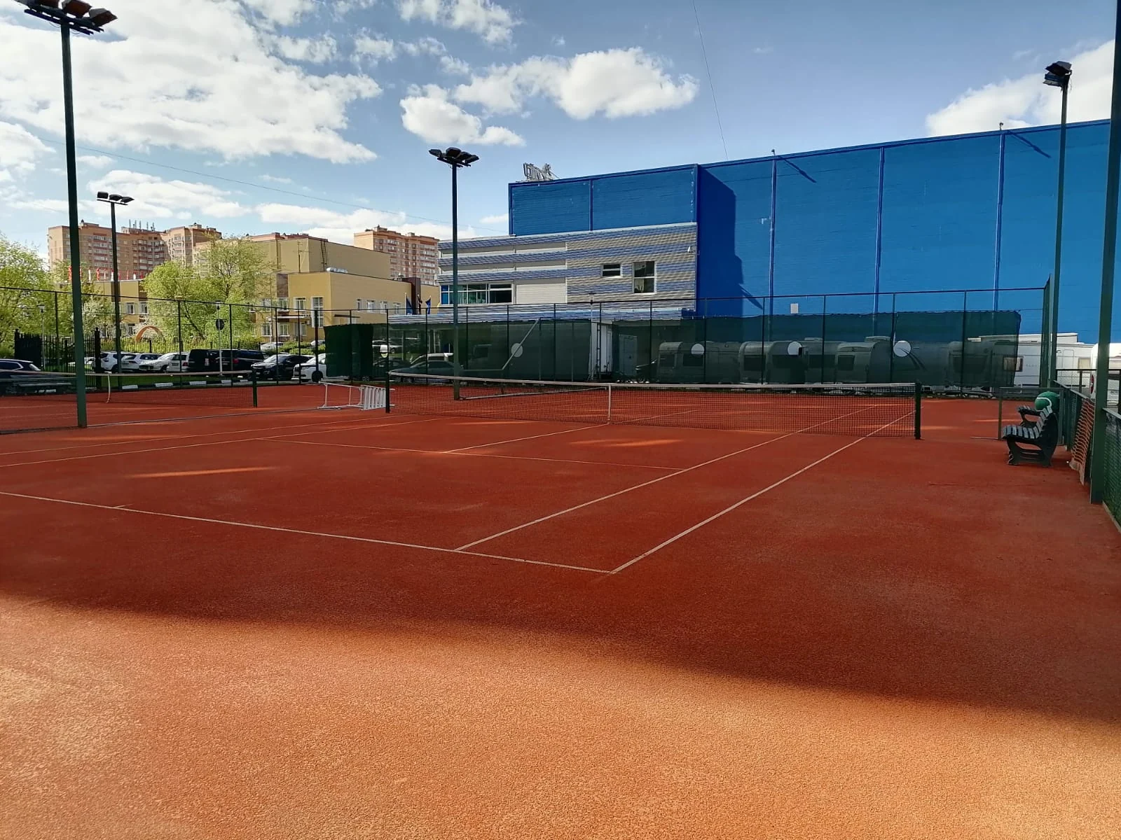 Корты клуба CoolTennis в Коммунарке